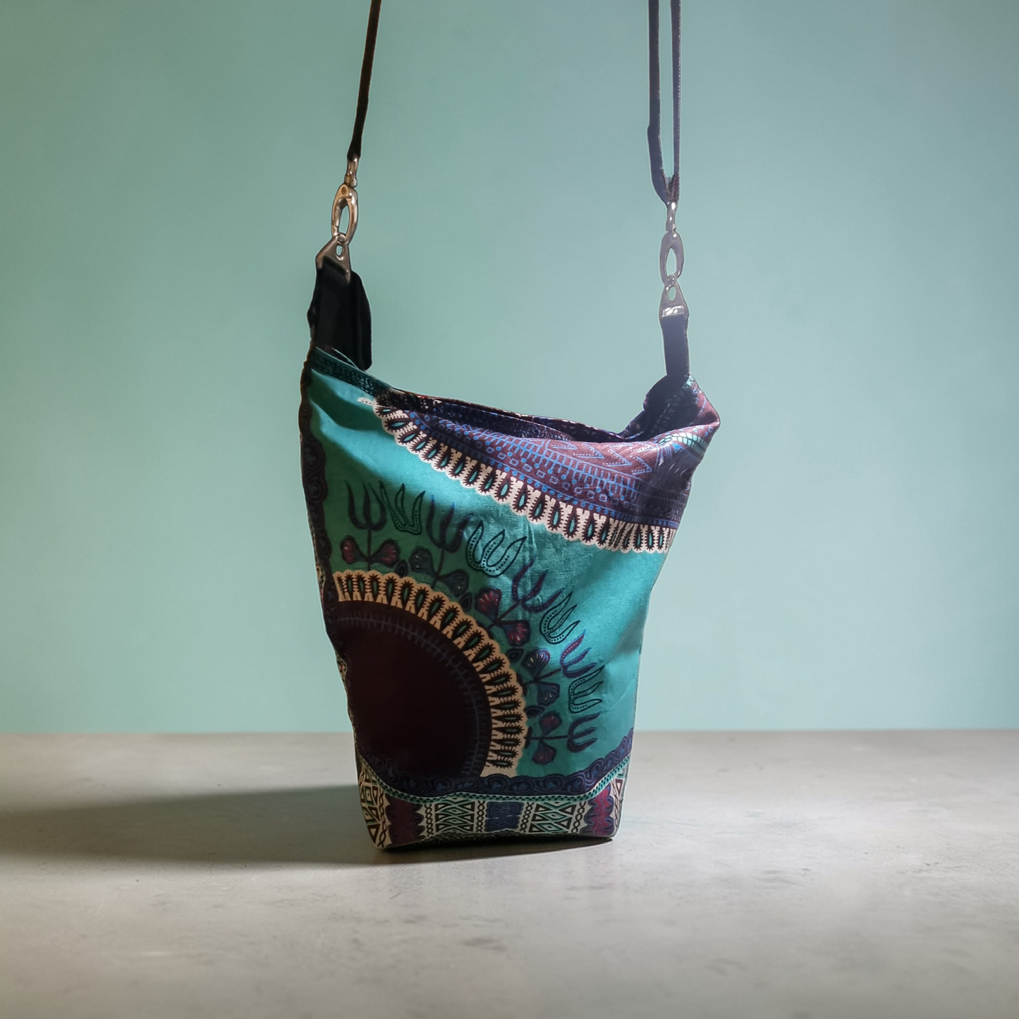 Soft Bucket Bag. Hobo Bag. African Ankara - Dashiki print